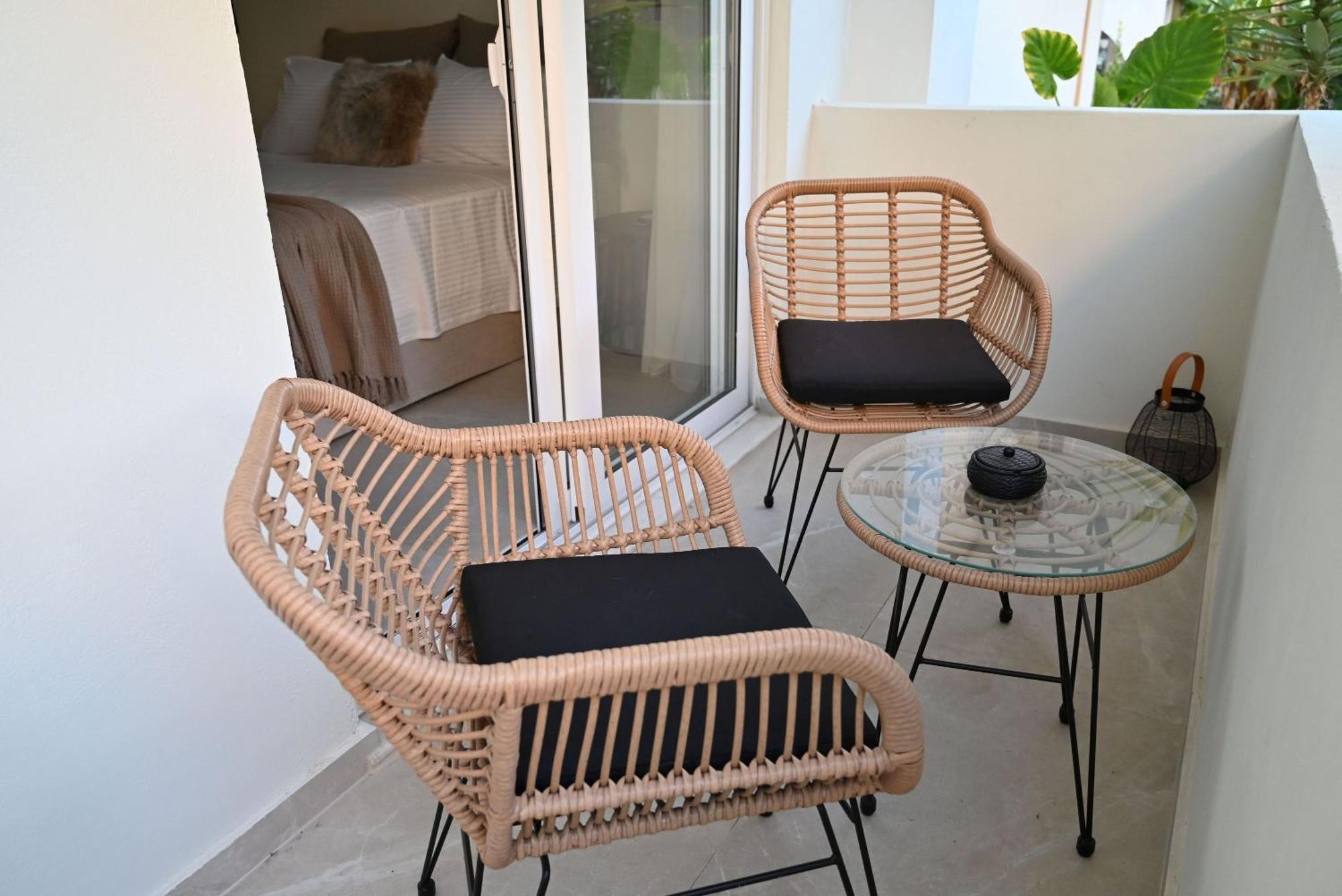 Rhotheon Suites In Ialysos  Exterior foto